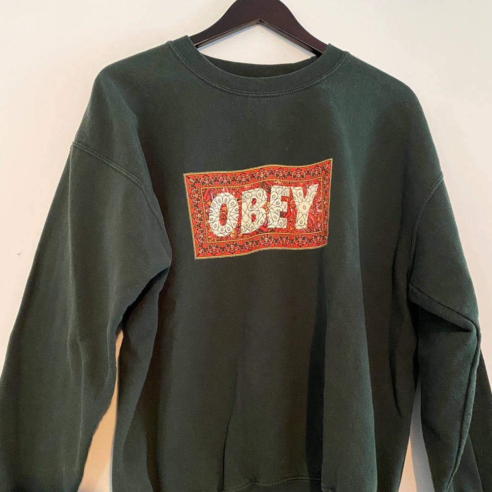 Green Obey Sweetshirt size L